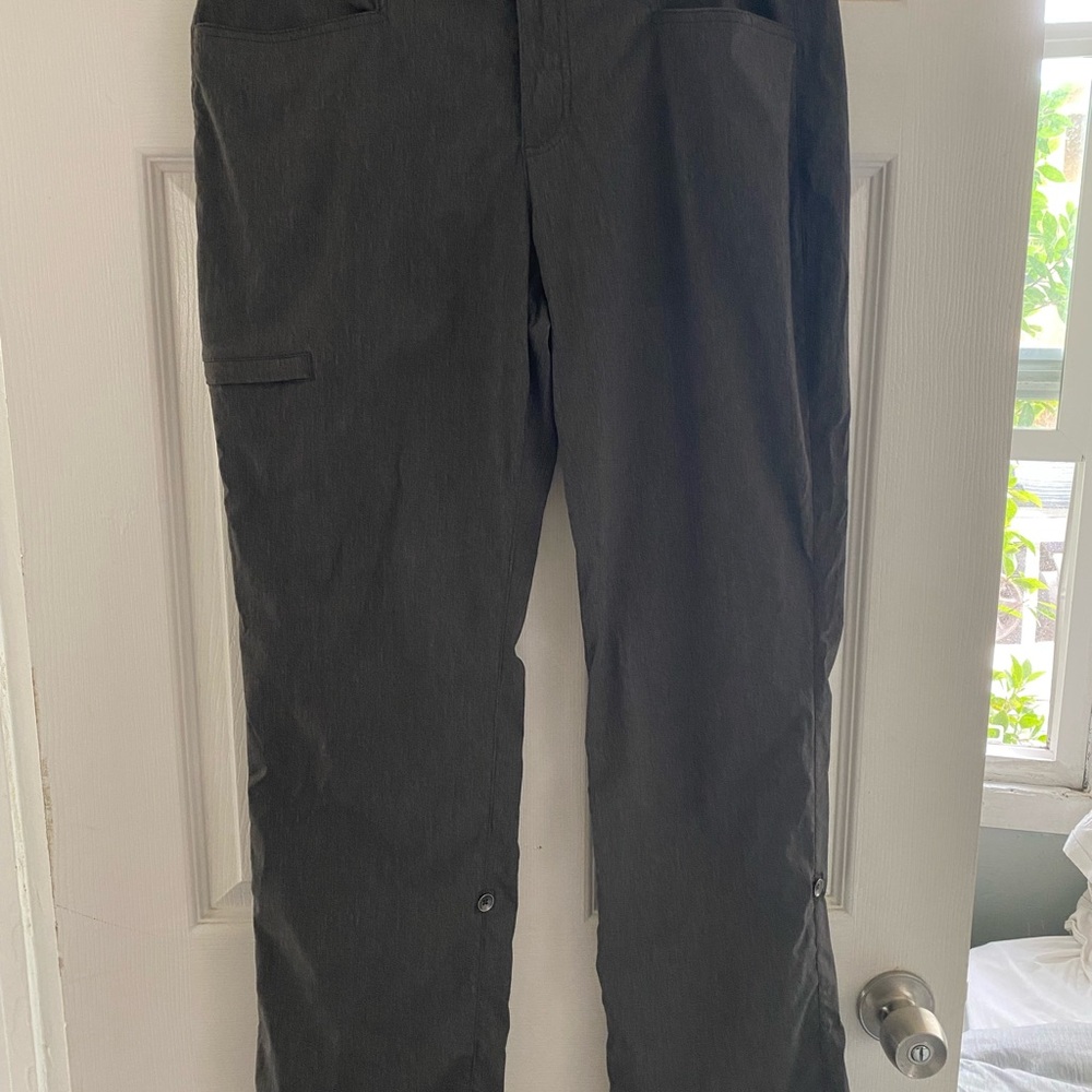 Eddie Bauer Women’s Adjustable Hiking Pants Size 10 Color Gray